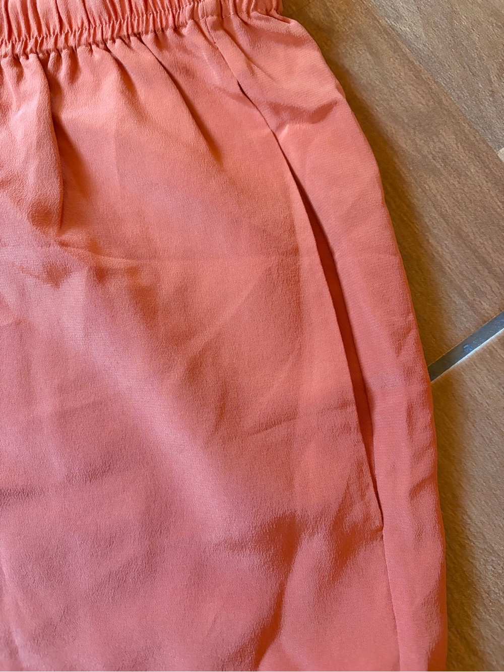 Matte silk midi skirt | banana republic - Picture 3 of 5